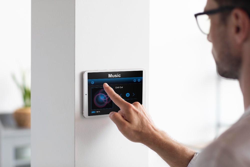 Technologie et rénovation : Comment Voiron entre dans l’ère du smart home