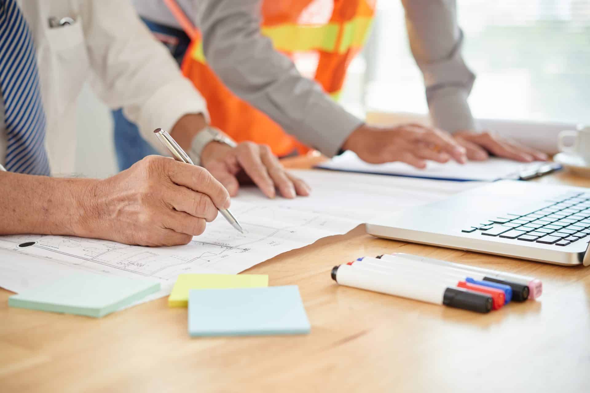 Courtage en travaux à Voiron : Comment le groupement d&rsquo;artisans sécurise votre chantier